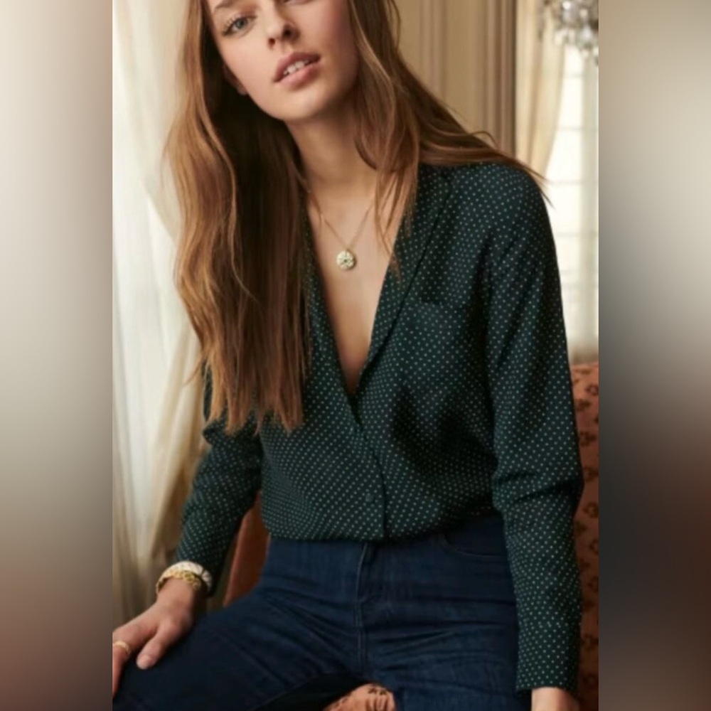 Sezane Florence silk dark green & white dot shirt size FR 40 fits M/L. Worn once